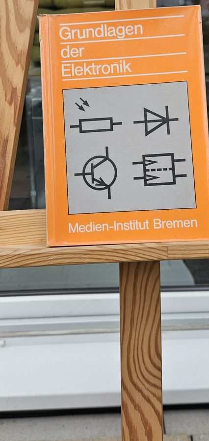 Grundlagen der Elektronik Vorderseite
